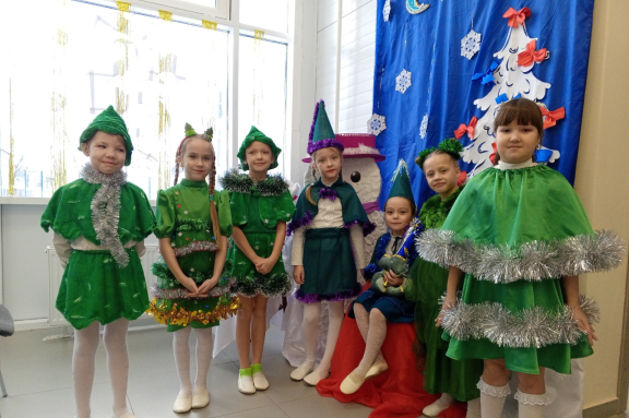 "Хоровод снежинок"