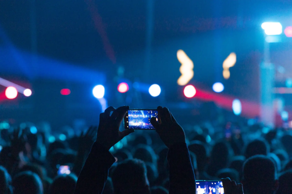 "&Dcy;&Icy;&Scy;&Kcy;&Ocy; FEST"