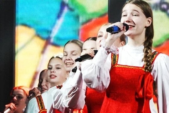 &Mcy;&acy;&lcy;&iecy;&ncy;&softcy;&kcy;&icy;&iecy; &gcy;&ocy;&lcy;&ocy;&scy;&acy; &bcy;&ocy;&lcy;&softcy;&shcy;&ocy;&jcy; &scy;&tcy;&rcy;&acy;&ncy;&ycy;
