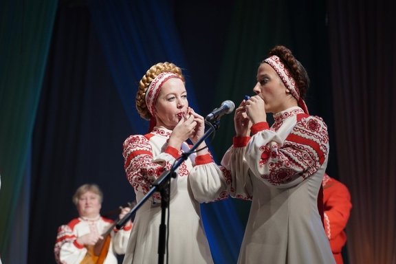 &Kcy;&ocy;&ncy;&kcy;&ucy;&rcy;&scy;&ncy;&ycy;&jcy; &pcy;&rcy;&ocy;&scy;&mcy;&ocy;&tcy;&rcy; XV &Ocy;&bcy;&lcy;&acy;&scy;&tcy;&ncy;&ocy;&jcy; &fcy;&iecy;&scy;&tcy;&icy;&vcy;&acy;&lcy;&softcy;-&kcy;&ocy;&ncy;&kcy;&ucy;&rcy;&scy; &fcy;&ocy;&lcy;&softcy;&kcy;&lcy;&ocy;&rcy;&acy; &laquo;&Lcy;&acy;&dcy;&Ocy;&mcy; &pcy;&ocy;-&vcy;&yacy;&tscy;&kcy;&icy;&raquo;