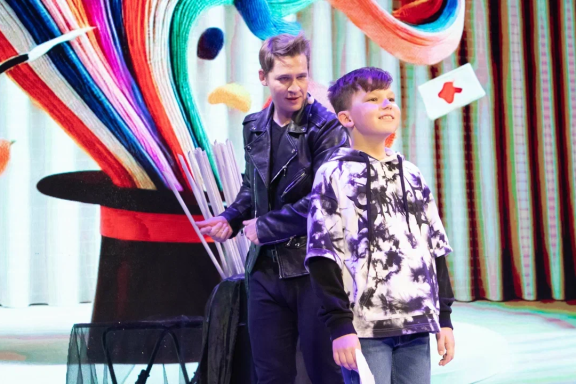 &SHcy;&ocy;&ucy; &icy;&lcy;&lcy;&yucy;&zcy;&icy;&icy; XXI &vcy;&iecy;&kcy;&acy;