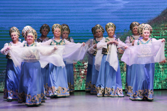 Юбилейный праздничный концерт "Нам 70"