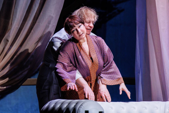 &Lcy;&yucy;&bcy;&ocy;&vcy;&softcy; &vcy; &kcy;&vcy;&acy;&dcy;&rcy;&acy;&tcy;&iecy;