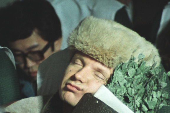 Музыкальный спектакль «Ирония судьбы или С лёгким паром»