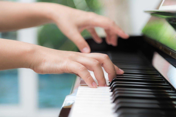 &Kcy;&ocy;&ncy;&tscy;&iecy;&rcy;&tcy; &laquo;&Dcy;&rcy;&ucy;&zhcy;&bcy;&acy; - &ecy;&tcy;&ocy; &tcy;&ocy;&zhcy;&iecy; &ncy;&ocy;&tcy;&acy;&raquo;