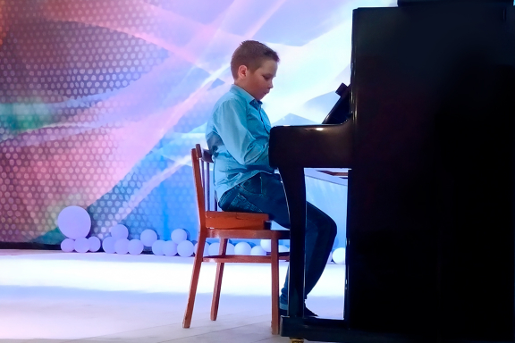 Концерт"Самая любимая - мамочка моя!"