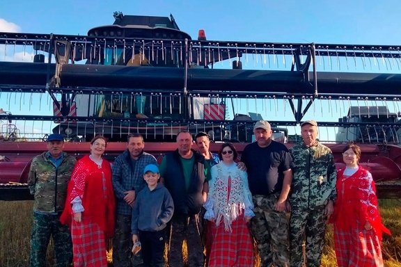 &Zcy;&ocy;&lcy;&ocy;&tcy;&ocy; &pcy;&ocy;&lcy;&iecy;&jcy;-&zcy;&ocy;&lcy;&ocy;&tcy;&ocy; &lcy;&yucy;&dcy;&iecy;&jcy;