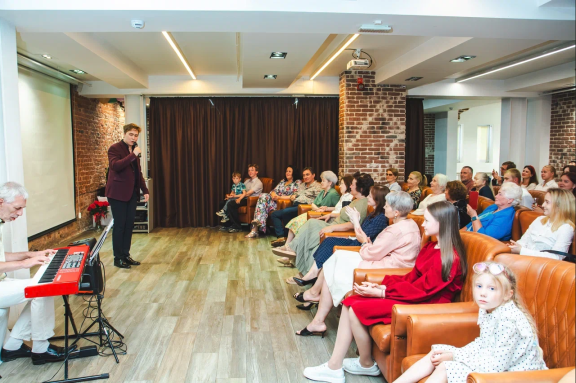 &Kcy;&ocy;&ncy;&tscy;&iecy;&rcy;&tcy; "&Pcy;&acy;&scy;&khcy;&acy; 1945 &gcy;&ocy;&dcy;&acy;"