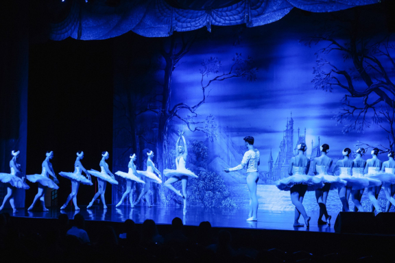 &Lcy;&iecy;&bcy;&iecy;&dcy;&icy;&ncy;&ocy;&iecy; &ocy;&zcy;&iecy;&rcy;&ocy;&period; &Tcy;&iecy;&acy;&tcy;&rcy; &Bcy;&iecy;&ncy;&iecy;&fcy;&icy;&scy; &kcy;&lcy;&acy;&scy;&scy;&icy;&chcy;&iecy;&scy;&kcy;&ocy;&gcy;&ocy; &bcy;&acy;&lcy;&iecy;&tcy;&acy; &lpar; &gcy;&period; &Mcy;&ocy;&scy;&kcy;&vcy;&acy;&rpar;