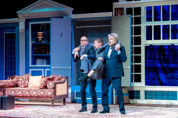 OUT OF ORDER&comma; &icy;&lcy;&icy; &tcy;&rcy;&icy;&ncy;&acy;&dcy;&tscy;&acy;&tcy;&ycy;&jcy; &ncy;&ocy;&mcy;&iecy;&rcy;