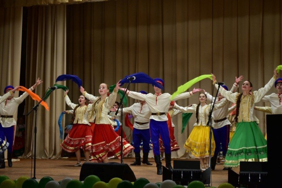 Искорка. Ансамбль песни и пляски