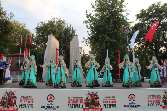 Искорка. Ансамбль песни и пляски