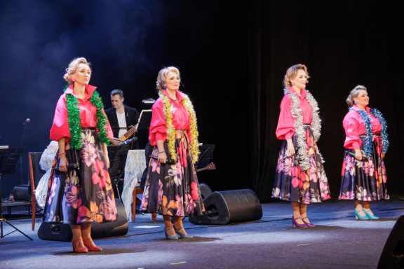 &Dcy;&vcy;&iecy;&ncy;&acy;&dcy;&tscy;&acy;&tcy;&acy;&yacy; &ncy;&ocy;&chcy;&softcy;