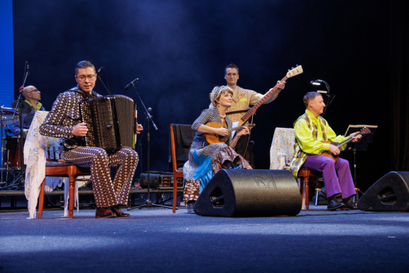 &Dcy;&vcy;&iecy;&ncy;&acy;&dcy;&tscy;&acy;&tcy;&acy;&yacy; &ncy;&ocy;&chcy;&softcy;