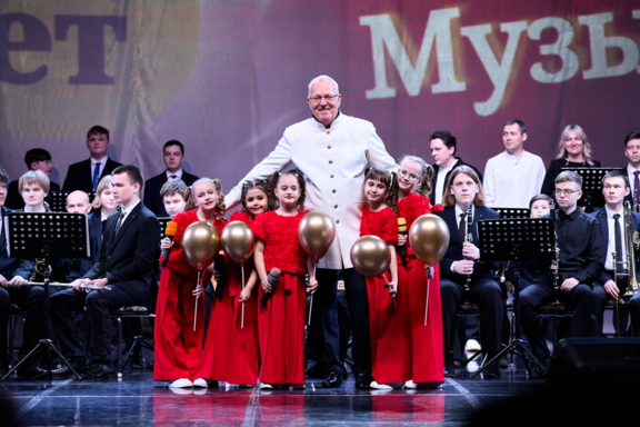 &Ocy;&tcy;&chcy;&iecy;&tcy;&ncy;&ycy;&jcy; &kcy;&ocy;&ncy;&tscy;&iecy;&rcy;&tcy; "&Mcy;&ucy;&zcy;&ycy;&kcy;&acy;&lcy;&softcy;&ncy;&ycy;&jcy; &acy;&kcy;&tscy;&iecy;&ncy;&tcy;"