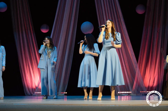 &Ocy;&tcy;&chcy;&iecy;&tcy;&ncy;&ycy;&jcy; &kcy;&ocy;&ncy;&tscy;&iecy;&rcy;&tcy; "&Pcy;&ocy;&vcy;&iecy;&rcy;&softcy; &vcy; &mcy;&iecy;&chcy;&tcy;&ucy;&period;&period;&excl;" &ncy;&acy;&rcy;&ocy;&dcy;&ncy;&ocy;&gcy;&ocy; &kcy;&ocy;&lcy;&lcy;&iecy;&kcy;&tcy;&icy;&vcy;&acy; &vcy;&ocy;&kcy;&acy;&lcy;&softcy;&ncy;&ocy;&gcy;&ocy; &acy;&ncy;&scy;&acy;&mcy;&bcy;&lcy;&yacy; "&Scy;&iecy;&rcy;&iecy;&bcy;&rcy;&yacy;&ncy;&ycy;&iecy; &ncy;&ocy;&tcy;&kcy;&icy;"