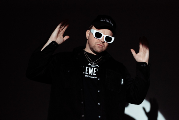 &Vcy;&IEcy;&CHcy;&IEcy;&Rcy;&Icy;&Ncy;&Kcy;&Acy; ELEMENTS 2026&colon; MISHA KLEIN & SEDAT & JUNGO