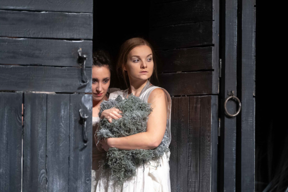 &Dcy;&ocy;&mcy; &Bcy;&iecy;&rcy;&ncy;&acy;&rcy;&dcy;&ycy; &Acy;&lcy;&softcy;&bcy;&ycy;