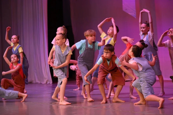 &Ocy;&tcy;&chcy;&iecy;&tcy;&ncy;&ycy;&jcy; &kcy;&ocy;&ncy;&tscy;&iecy;&rcy;&tcy; &dcy;&iecy;&tcy;&scy;&kcy;&ocy;&gcy;&ocy; &tcy;&iecy;&acy;&tcy;&rcy;&acy; &tcy;&acy;&ncy;&tscy;&acy; "&Scy;&yucy;&rcy;&pcy;&rcy;&icy;&zcy;"