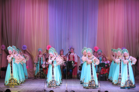 Искорка. Ансамбль песни и пляски