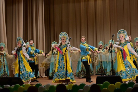 Искорка. Ансамбль песни и пляски